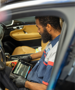 Who Works on My Car | Frank's Auto Service & Repair, Inc.